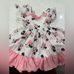 Disney Minnie & Mickey Mouse Puff Sleeve Dress 
Size 18-24m